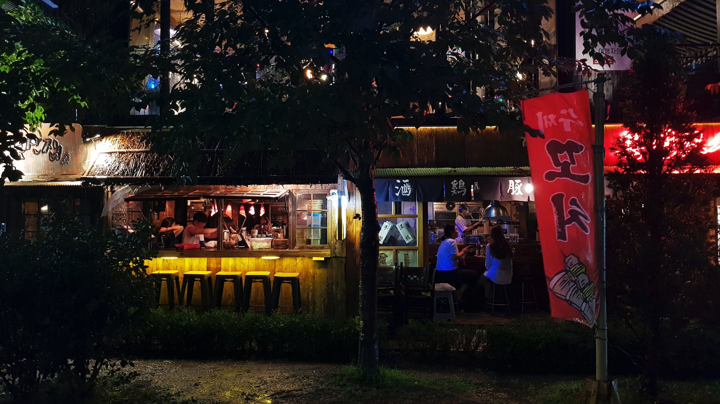 Warung Pojangmacha, Tempat Makan di Pinggir Jalan Korea