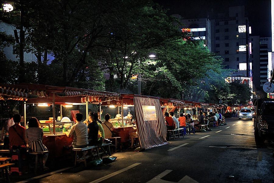 Warung Pojangmacha, Tempat Makan di Pinggir Jalan Korea